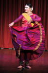 Секретарь Клуба – Ниши Кесари серьезно увлекается танцами северных народов Индии.   