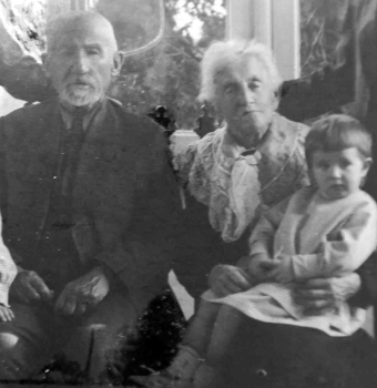 Родители В.Л.Топуза (1925г.)