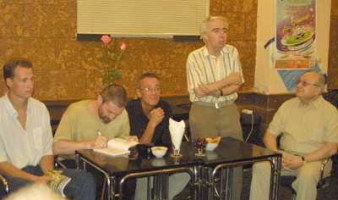 Слева-направо: Андрей Красножон, Олег Губарь, Андрей Добролюбский, Евгений Голубовский, Михаил Жванецкий