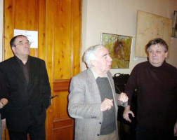 На открытии выставки (справа - налево): Валерий Парфененко, Евгений Голубовский, Валерий Хаит